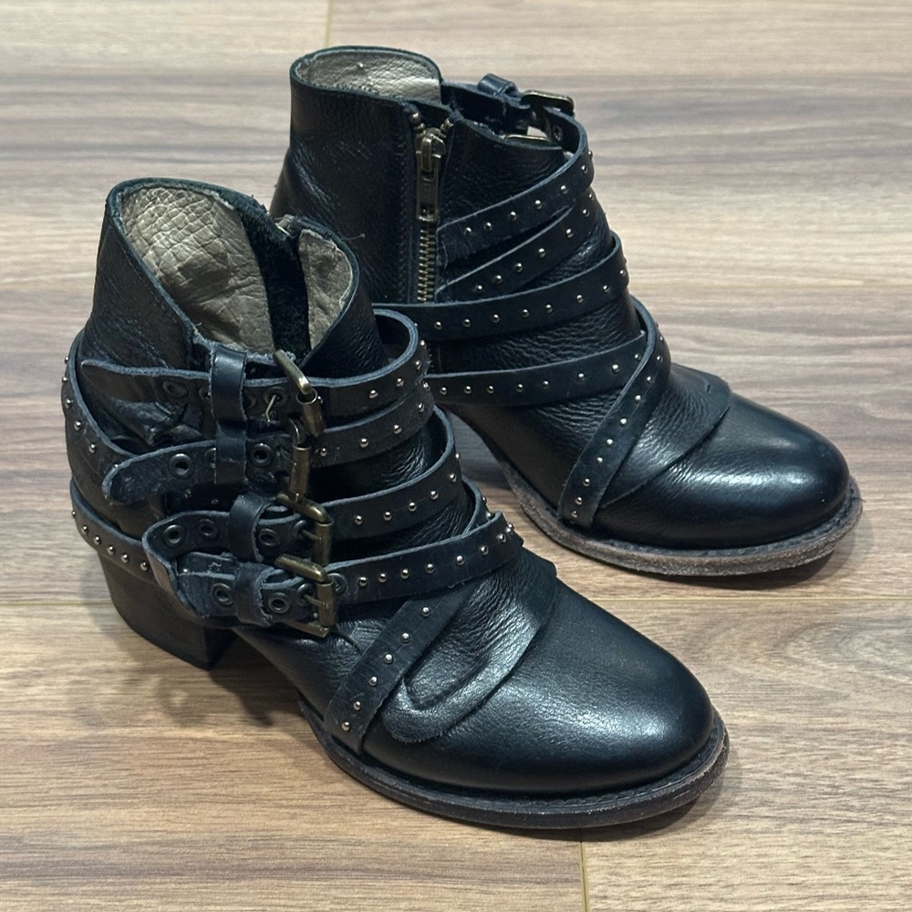 Freebird Caleb Booties in Black Size 6 - Picture 3 of 13